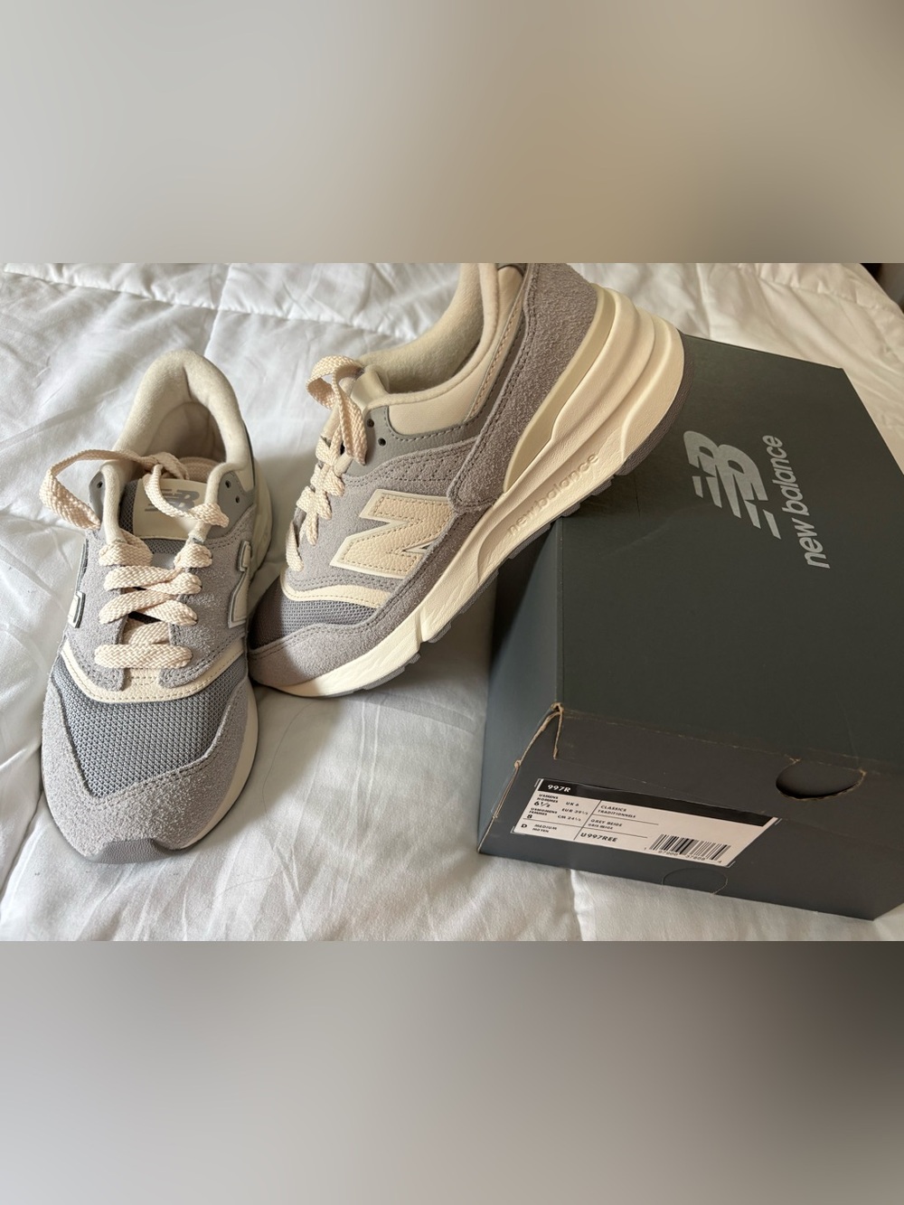 New Balance 997R Concrete/Linen Retro Runner Sneakers - Picture 2 of 7